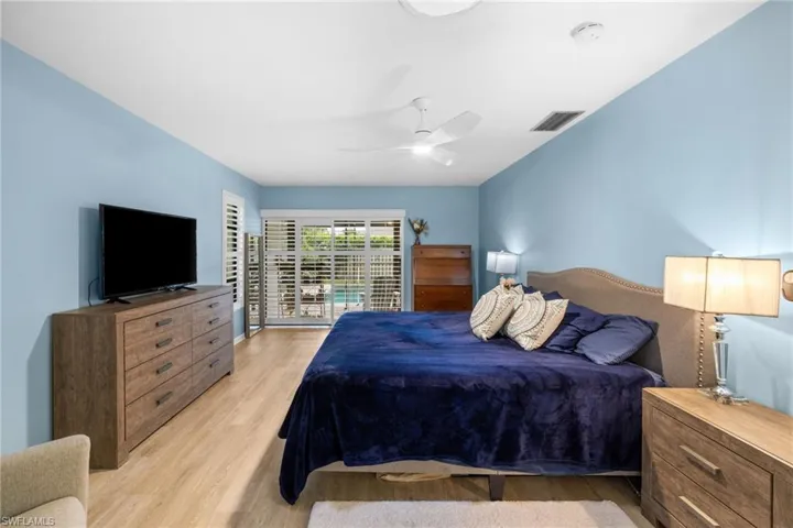 433 Golfview, Naples, Florida 34110