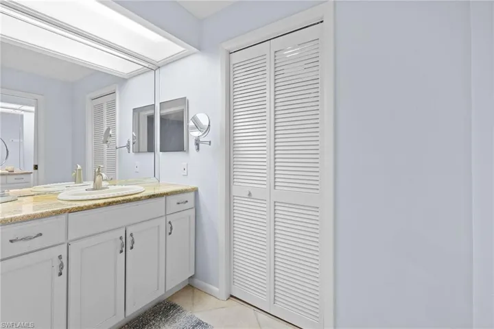 433 Golfview, Naples, Florida 34110