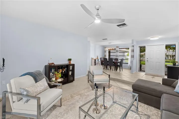433 Golfview, Naples, Florida 34110