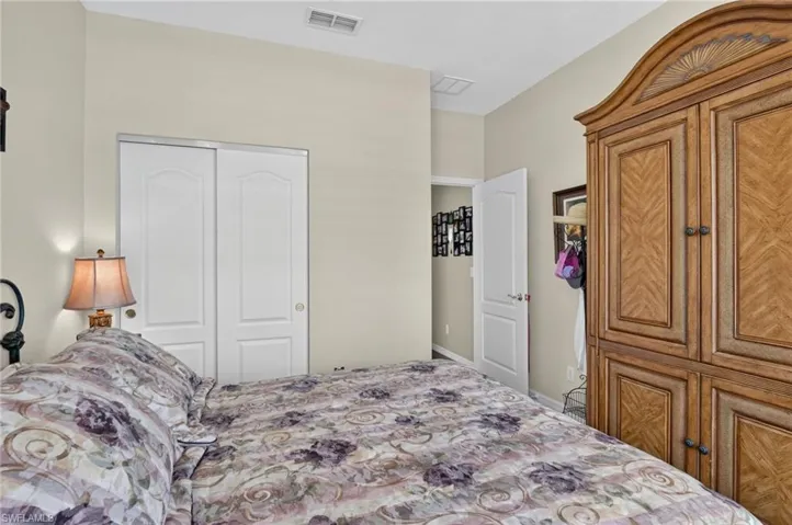 15289 Laguna Hills Dr, Fort Myers, Florida 33908