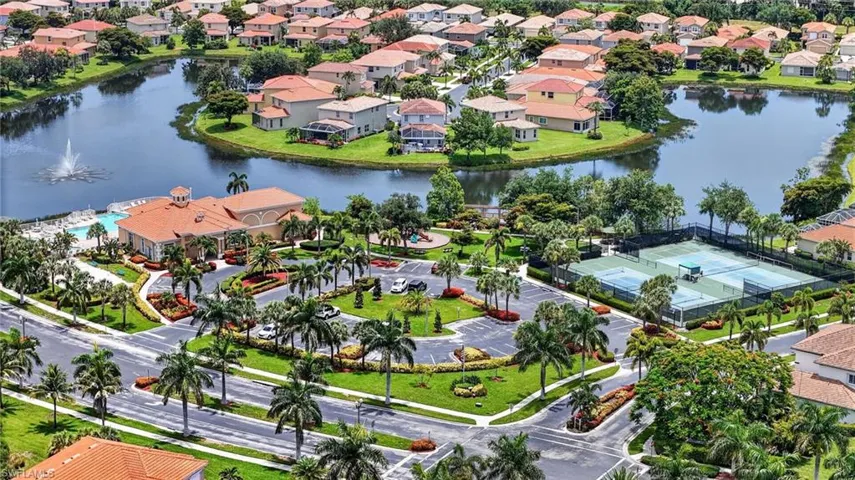 15289 Laguna Hills Dr, Fort Myers, Florida 33908