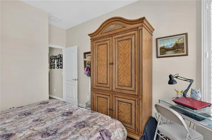 15289 Laguna Hills Dr, Fort Myers, Florida 33908