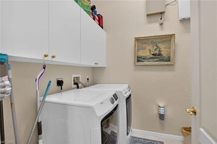 15289 Laguna Hills Dr, Fort Myers, Florida 33908