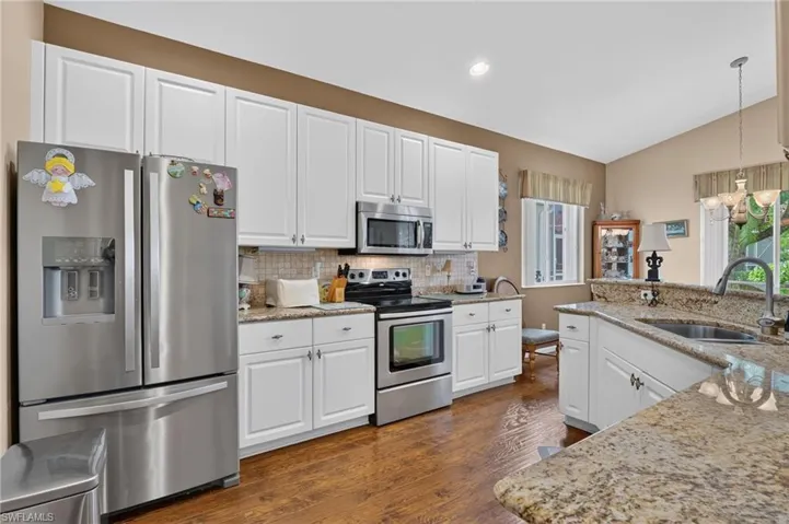 15289 Laguna Hills Dr, Fort Myers, Florida 33908
