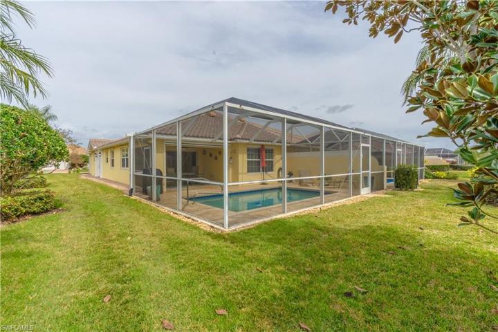 7602  Novara  CT, Naples, FL 34114