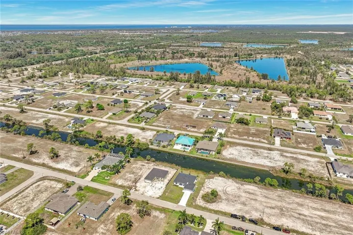 2821 Nw 25th Ln, Cape Coral, Florida 33993