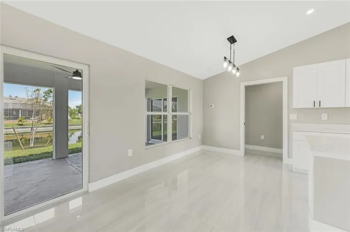 2821 Nw 25th Ln, Cape Coral, Florida 33993