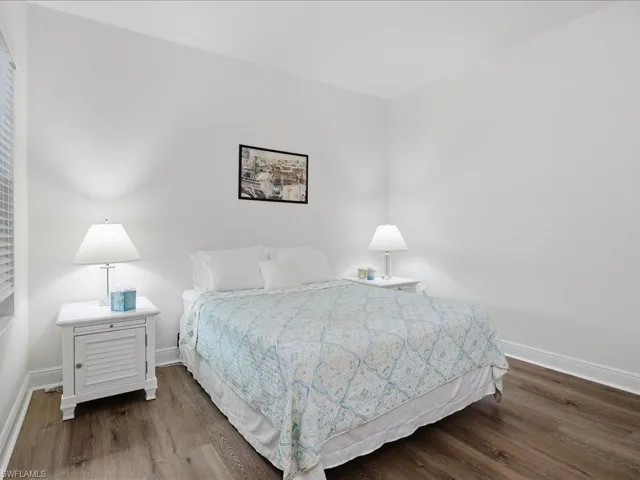 2146 Marquesa Cir, Naples, Florida 34112
