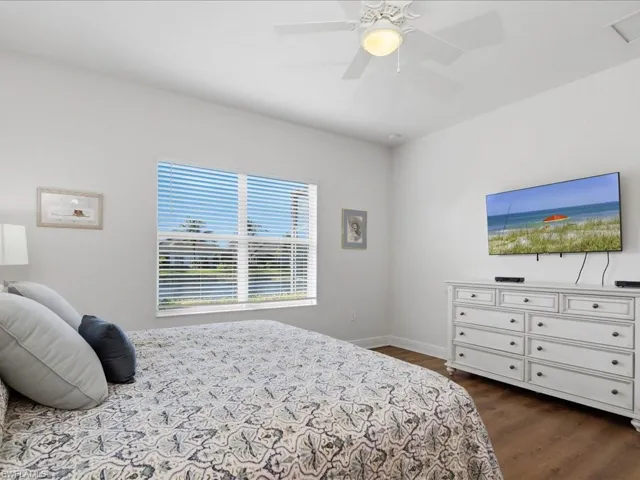 2146 Marquesa Cir, Naples, Florida 34112