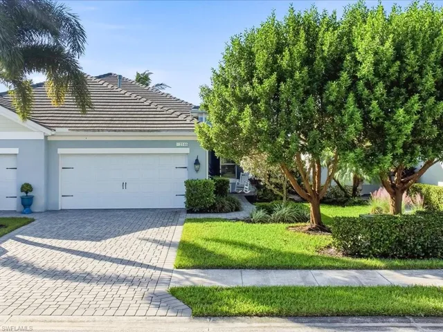 2146 Marquesa Cir, Naples, Florida 34112