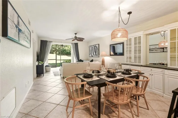 871  Tanbark  DR, Naples, FL 34108