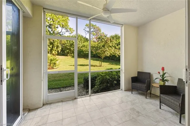 871  Tanbark  DR, Naples, FL 34108