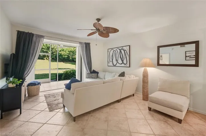 871  Tanbark  DR, Naples, FL 34108