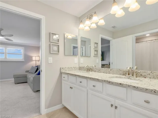 17656 Kinzie Ln, Estero, Florida 33928