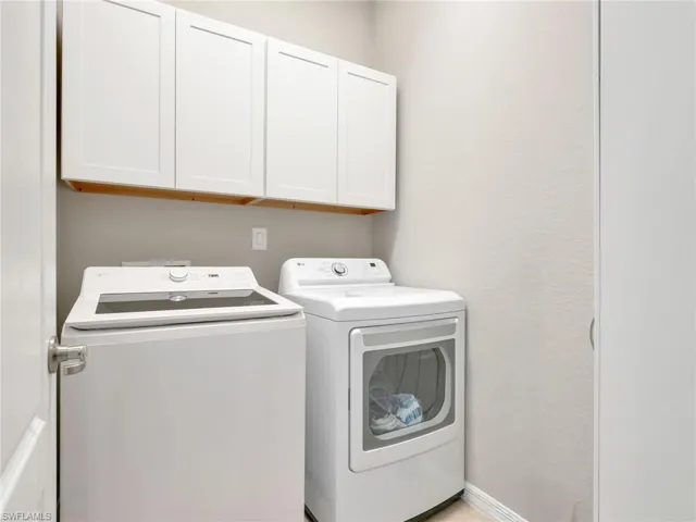 17656 Kinzie Ln, Estero, Florida 33928