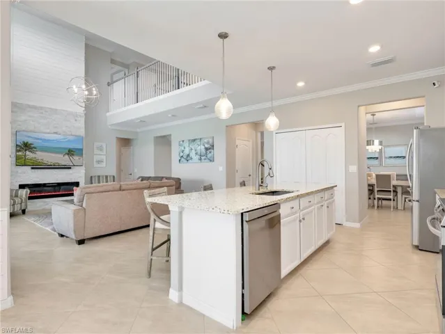 17656 Kinzie Ln, Estero, Florida 33928