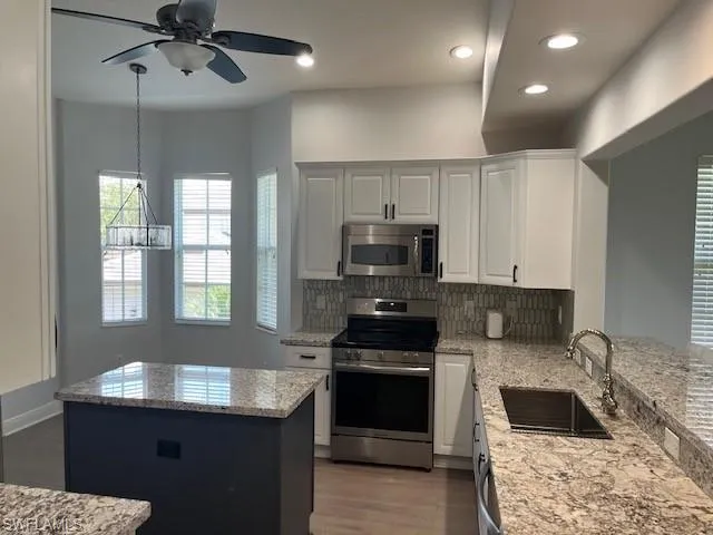 7842 Hawthorne Dr 1703, Naples, Florida 34113