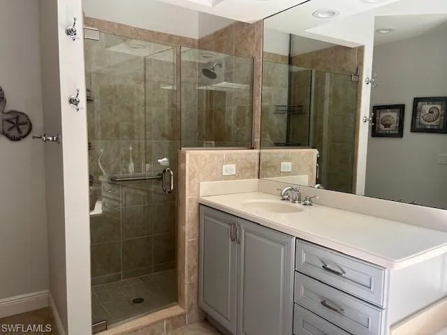 7842 Hawthorne Dr 1703, Naples, Florida 34113
