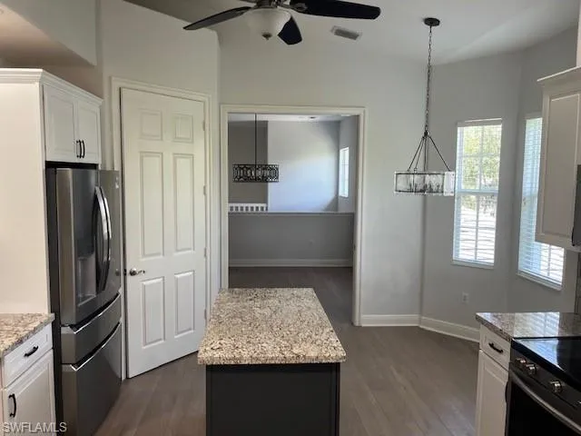 7842 Hawthorne Dr 1703, Naples, Florida 34113