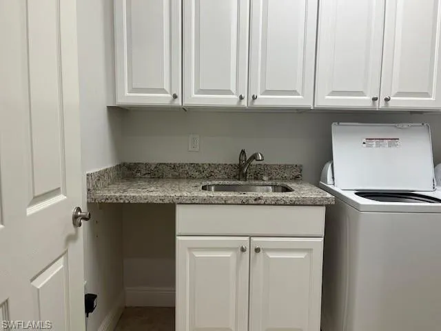 7842 Hawthorne Dr 1703, Naples, Florida 34113