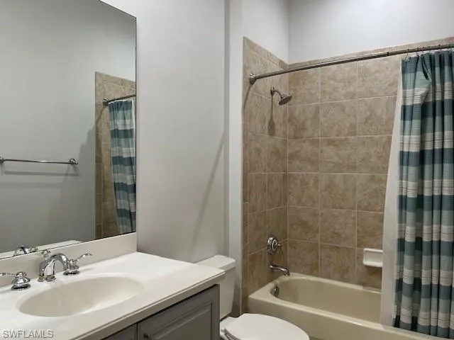 7842 Hawthorne Dr 1703, Naples, Florida 34113