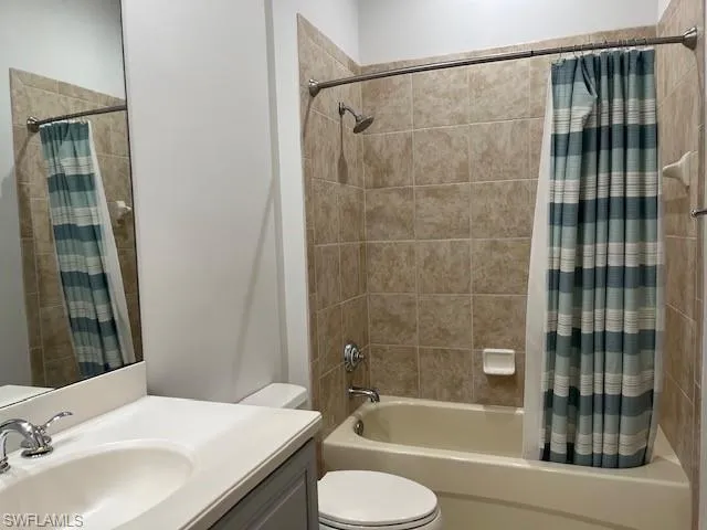 7842 Hawthorne Dr 1703, Naples, Florida 34113