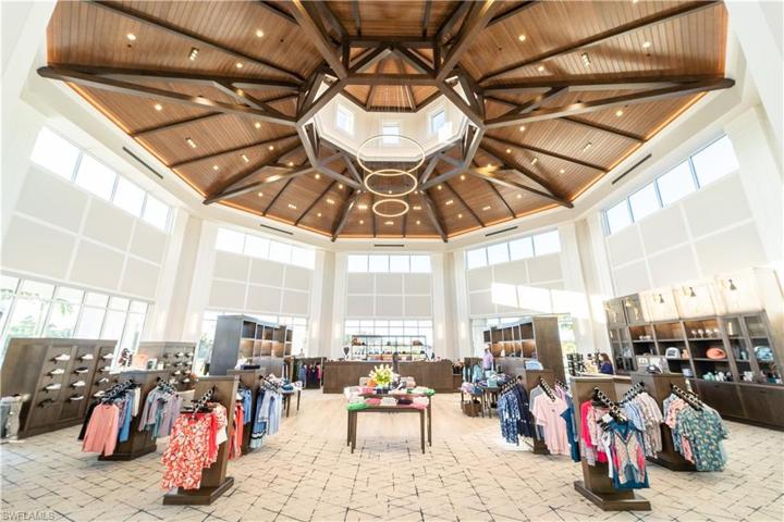 Golf pro shop with fine selection of all golfing needs