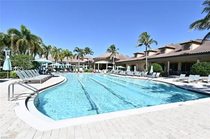 6822  Ascot  DR, Naples, FL 34113