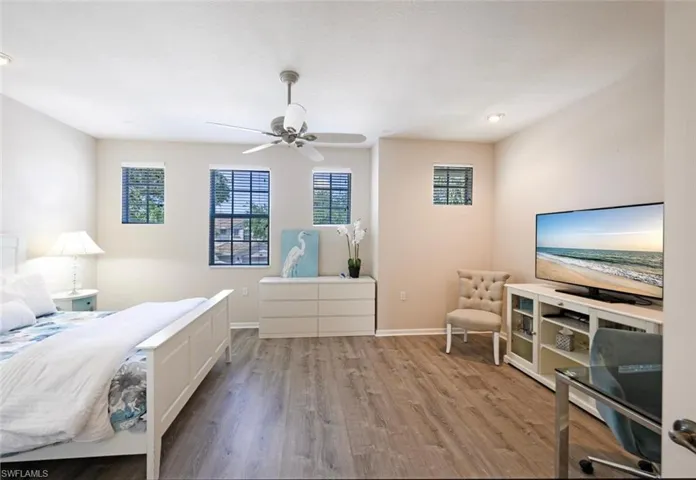 6822  Ascot  DR, Naples, FL 34113