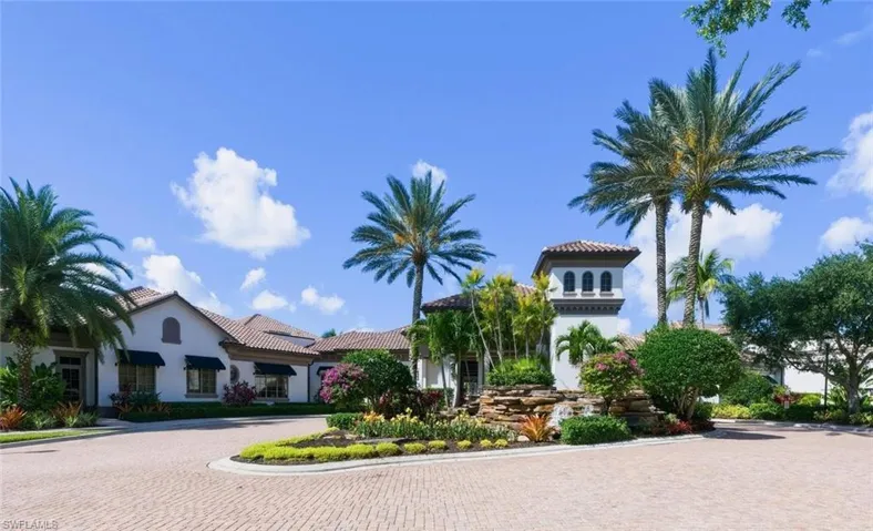 6822  Ascot  DR, Naples, FL 34113
