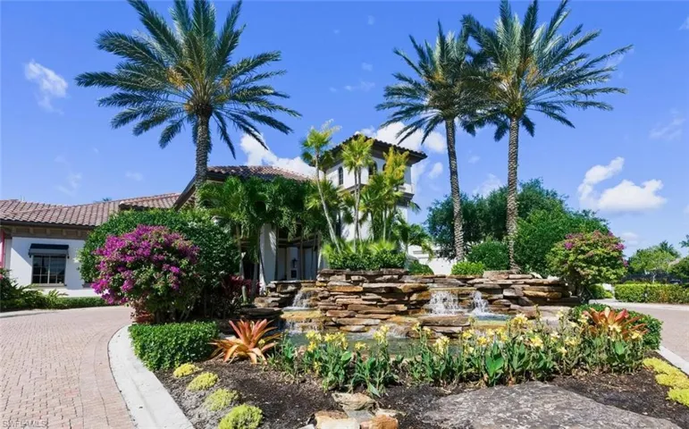6822  Ascot  DR, Naples, FL 34113