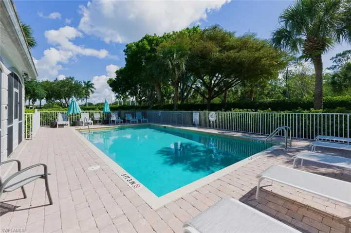6822  Ascot  DR, Naples, FL 34113
