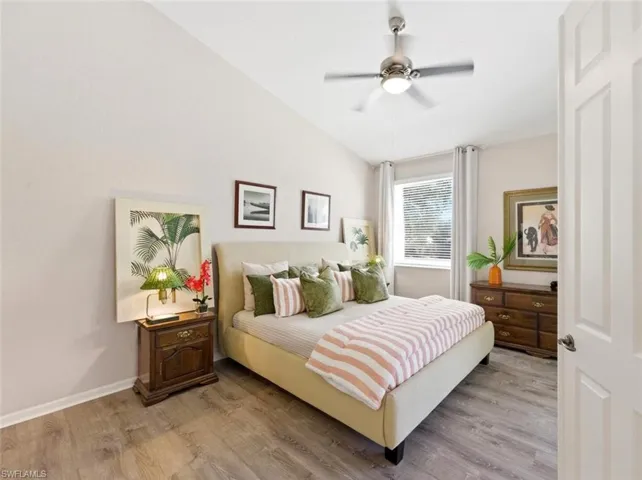 6822  Ascot  DR, Naples, FL 34113