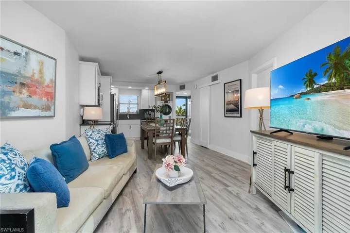 1011  Anglers  CV, Marco Island, FL 34145