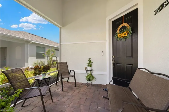 Screened in Front Porch