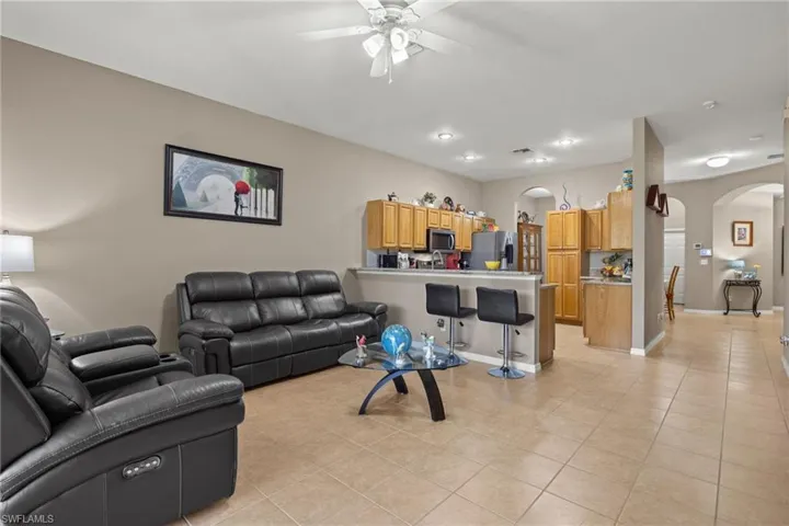 9063  Leatherwood  LOOP, Lehigh Acres, FL 33936