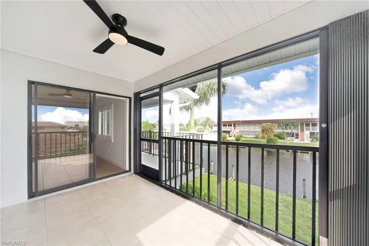 Fully Screened Lanai w/ SHUTTERS