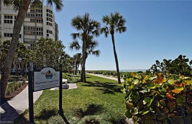 4126  Belair  LN, Naples, FL 34103