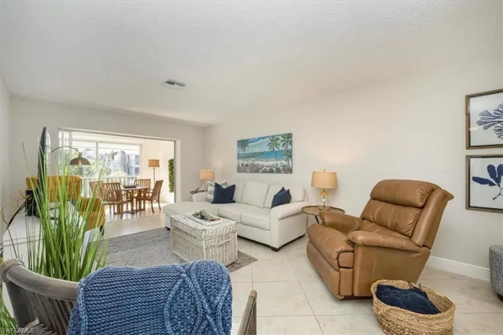 4126  Belair  LN, Naples, FL 34103