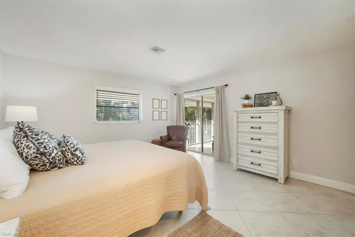 4126  Belair  LN, Naples, FL 34103