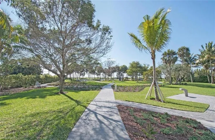 4126  Belair  LN, Naples, FL 34103