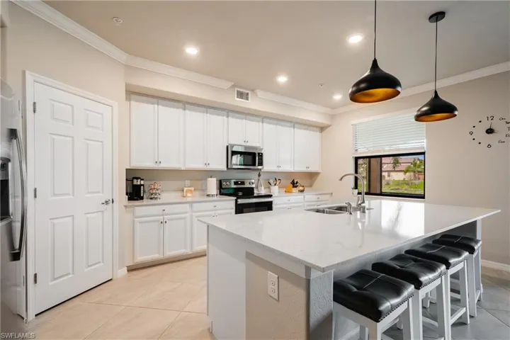 17411 Cherrywood Ct 7301, Bonita Springs, Florida 34135