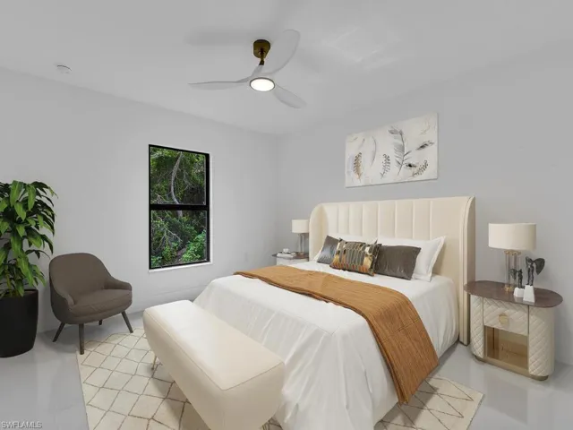 Bedroom with ceiling fan