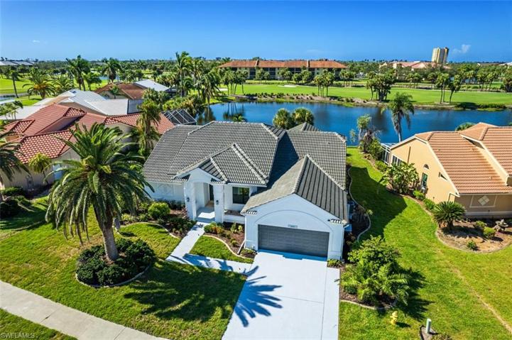 Aerial-Front-to-Lake