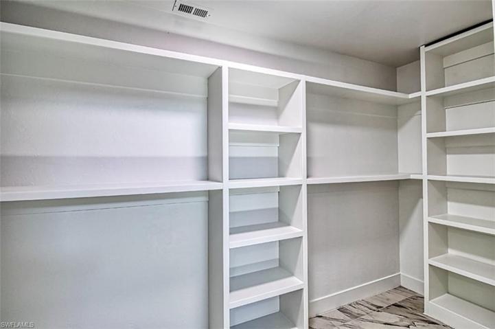Primary-Closet