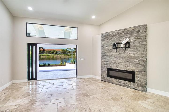 Great-Room-to-Lake