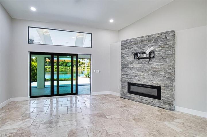 Great-Room-to-Lake