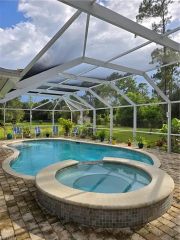 13 Wellington Ave, Lehigh Acres, Florida 33936