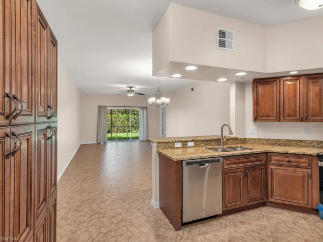 1113  Winding Pines  CIR, Cape Coral, FL 33909