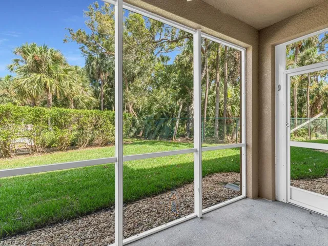 1113  Winding Pines  CIR, Cape Coral, FL 33909